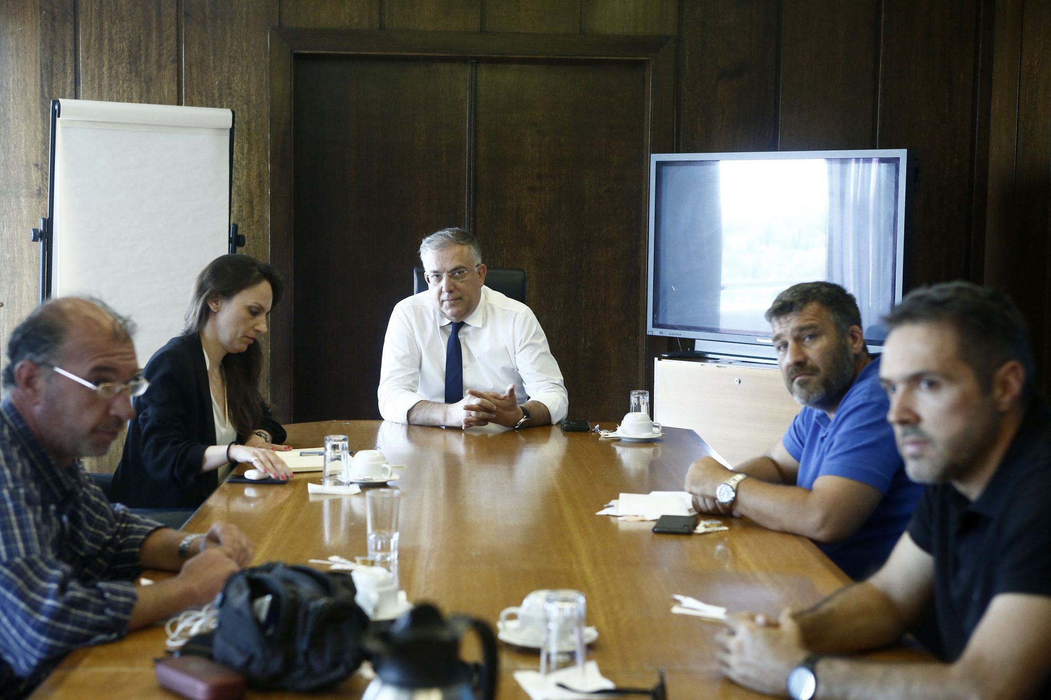 Συνάντηση Θεοδωρικάκου με ΠΟΕ-ΟΤΑ και ΠΟΠ-ΟΤΑ – Υπουργείο Εσωτερικών